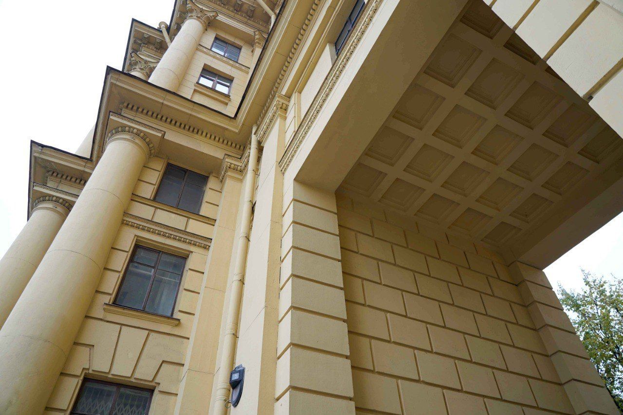 В Петербурге признали памятником здание института «ЛенНИИпроект»