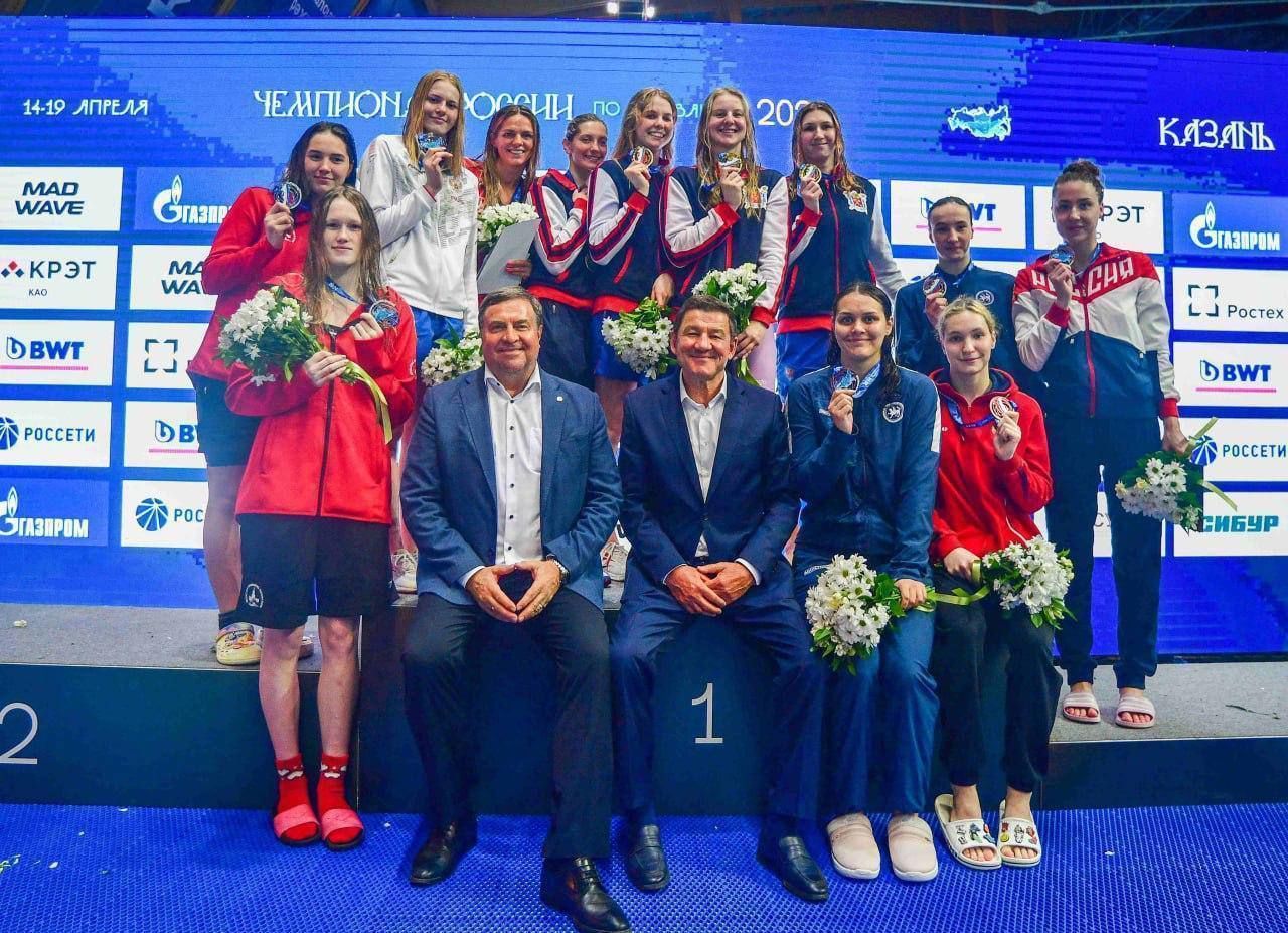 Команда Петербурга завоевала 16 золотых медалей на чемпионате России по плаванию