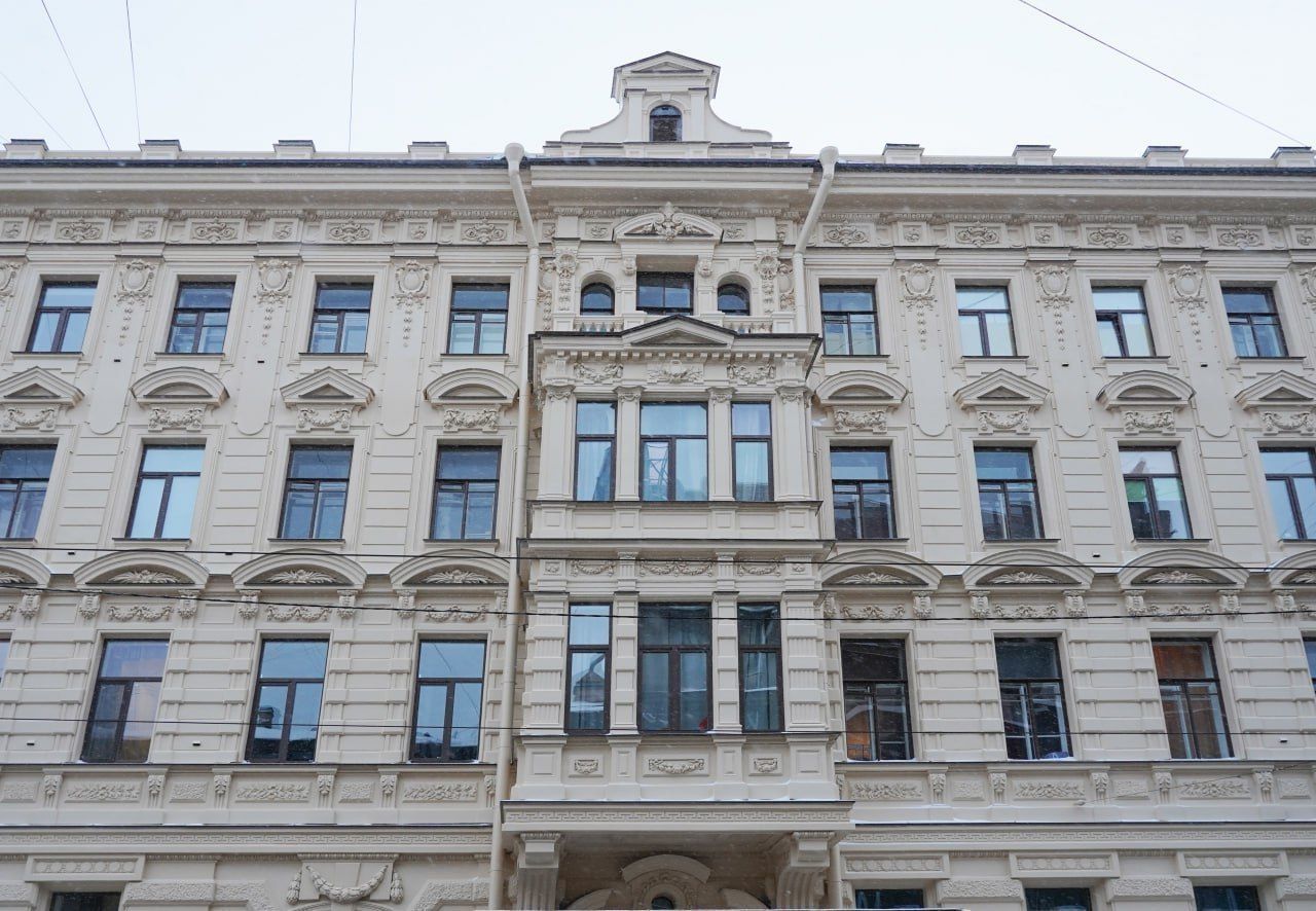 Смольный выделил 2,8 миллиарда рублей на реставрацию фасадов многоквартирных домов со сложными архитектурными элементами