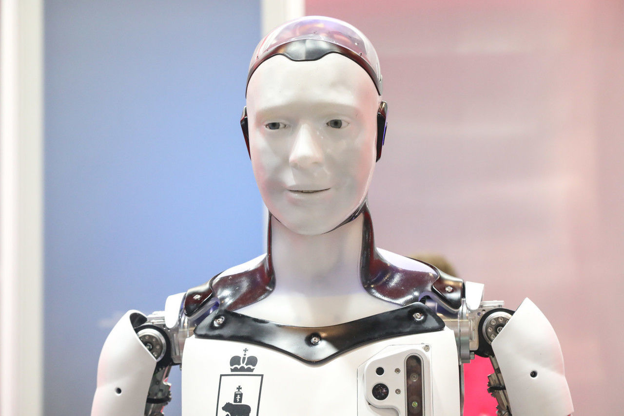 Ученые показали робота, который понимает эмоции людей 