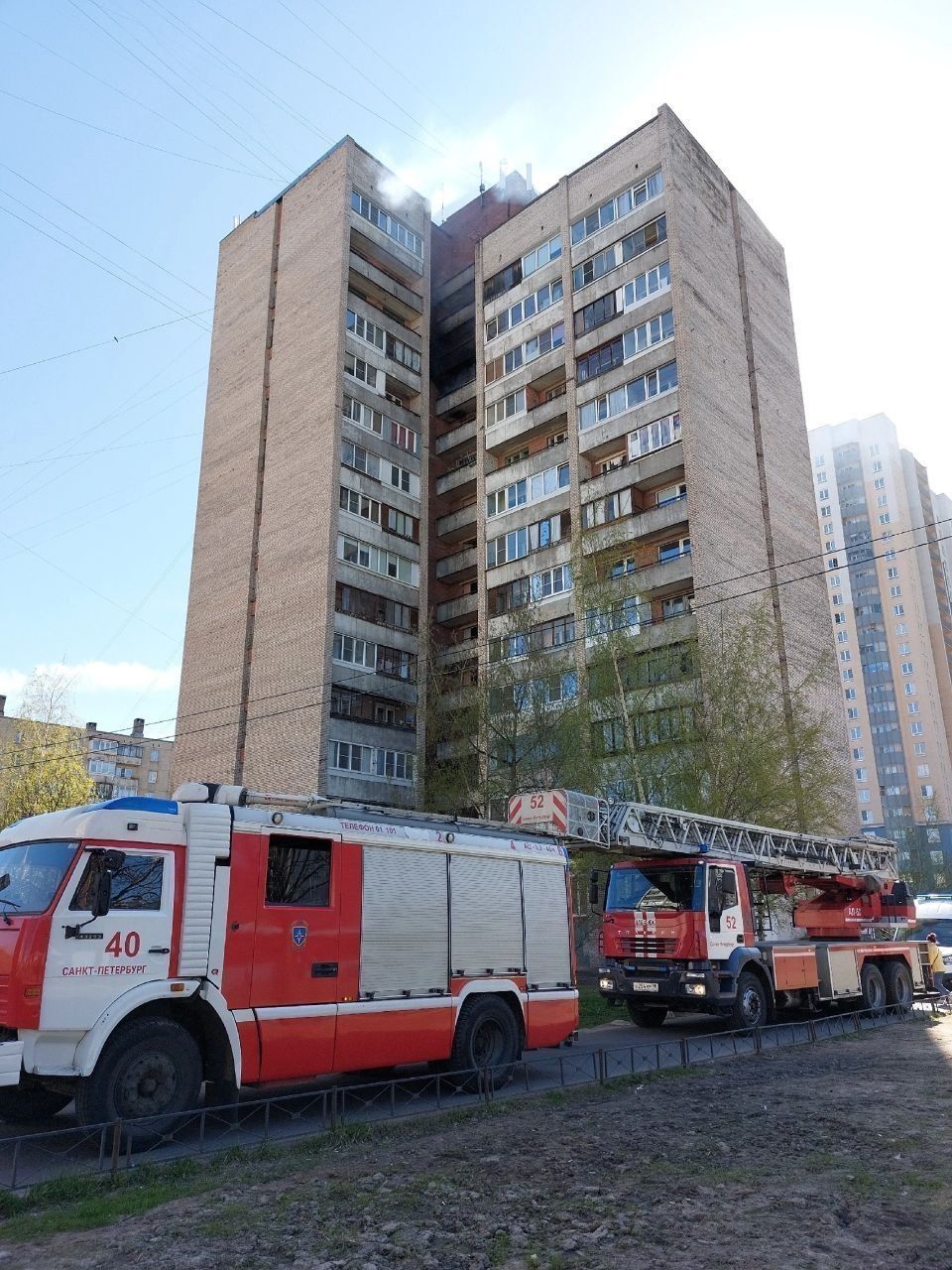 На Коллонтай выгорел балкон в доме