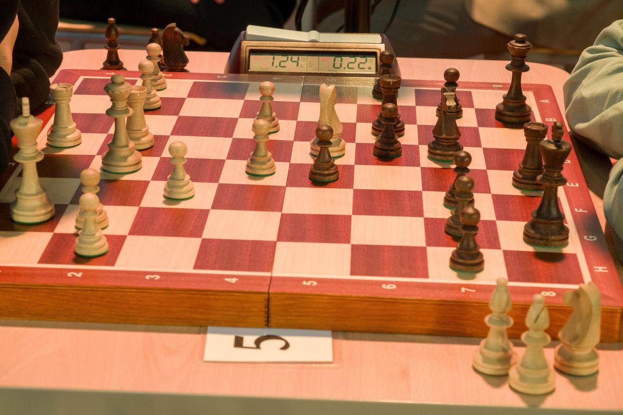 Школьник из Лабытнанги вошел в топ-10 шахматистов мира