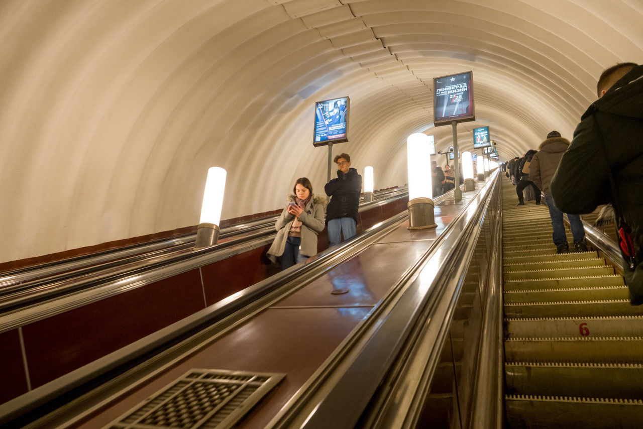 вакансии для женщин метро звездная (99) фото