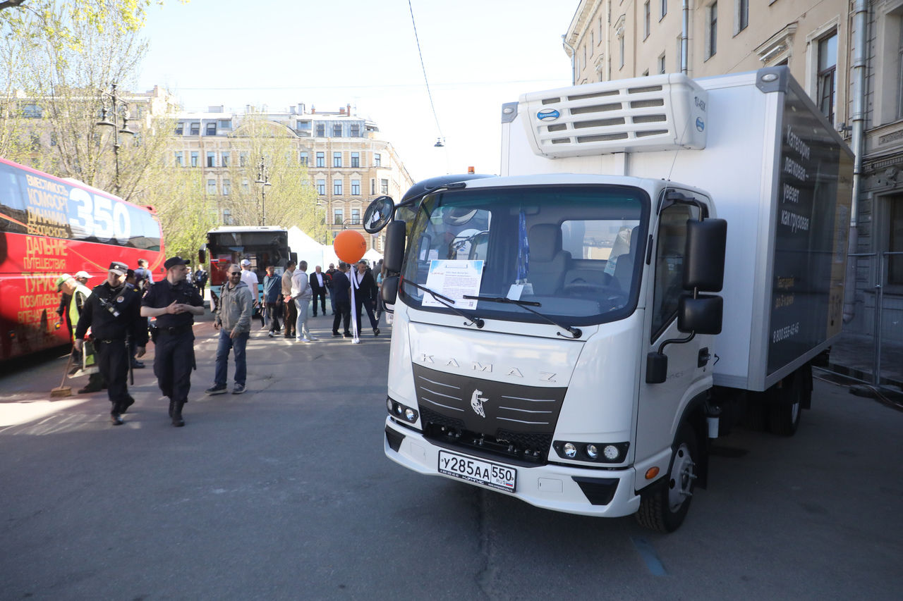 В честь Кронштадта прозвучал выстрел из пушки Петропавловской крепости