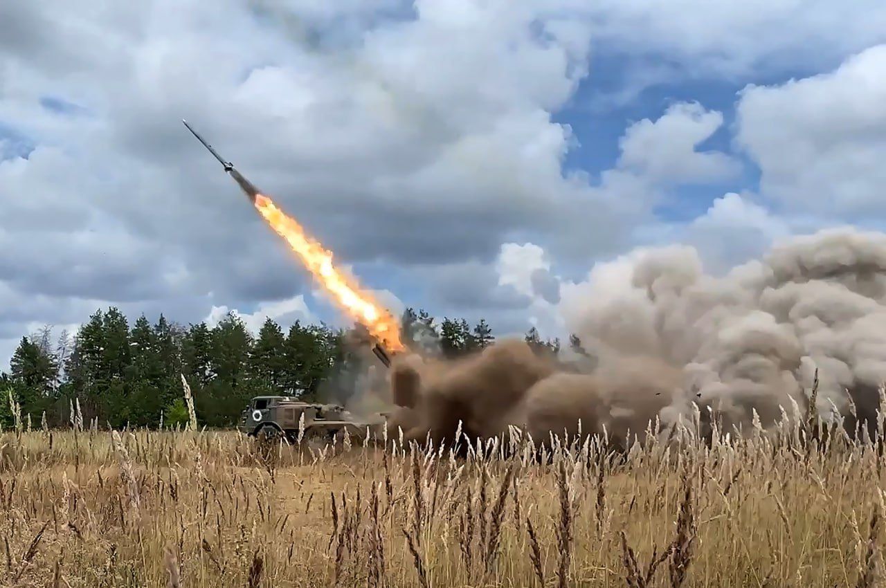 Над Белгородской областью сбили тактическую ракету «Точка-У»
