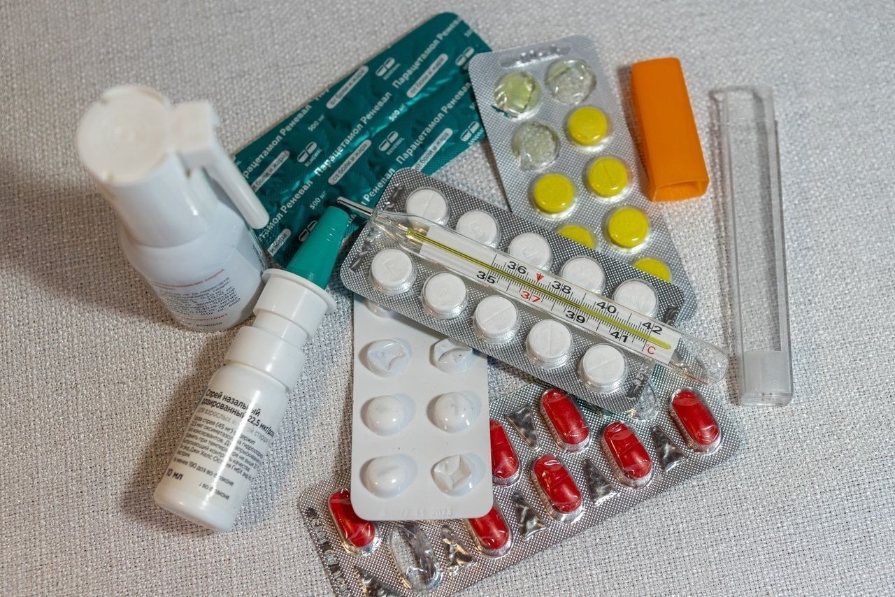 Главный фармаколог Минздрава Владимир Петров назвал основные правила, которые необходимо соблюдать, принимая таблетки