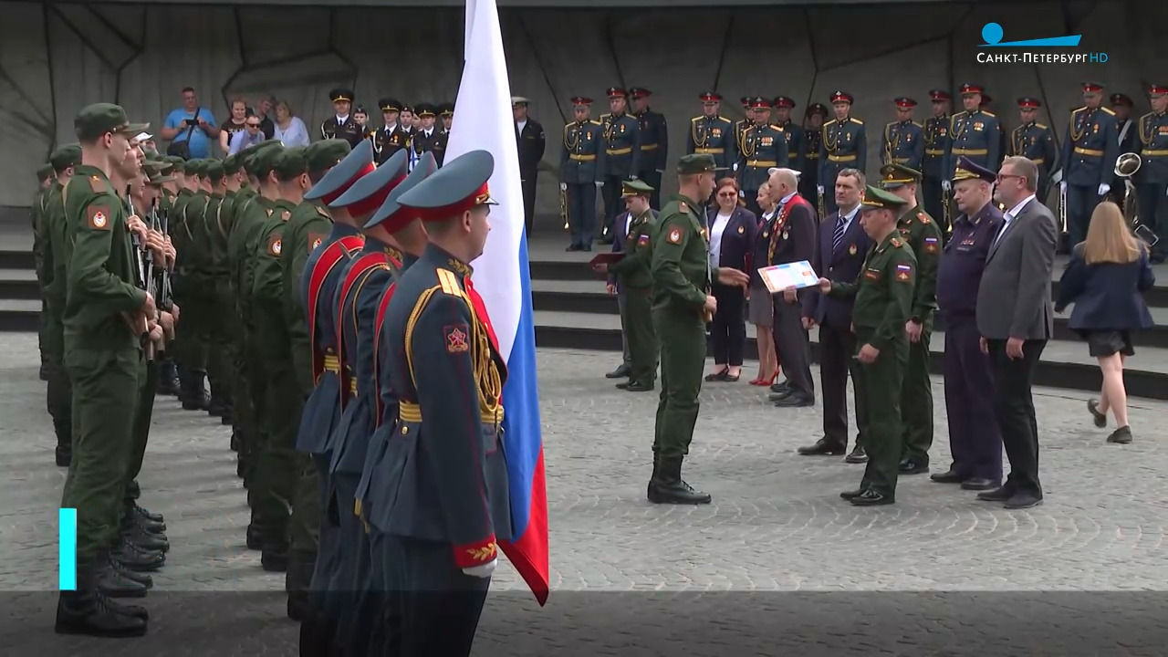 Новобранцы спортивной роты ЦСКА приняли военную присягу в Петербурге