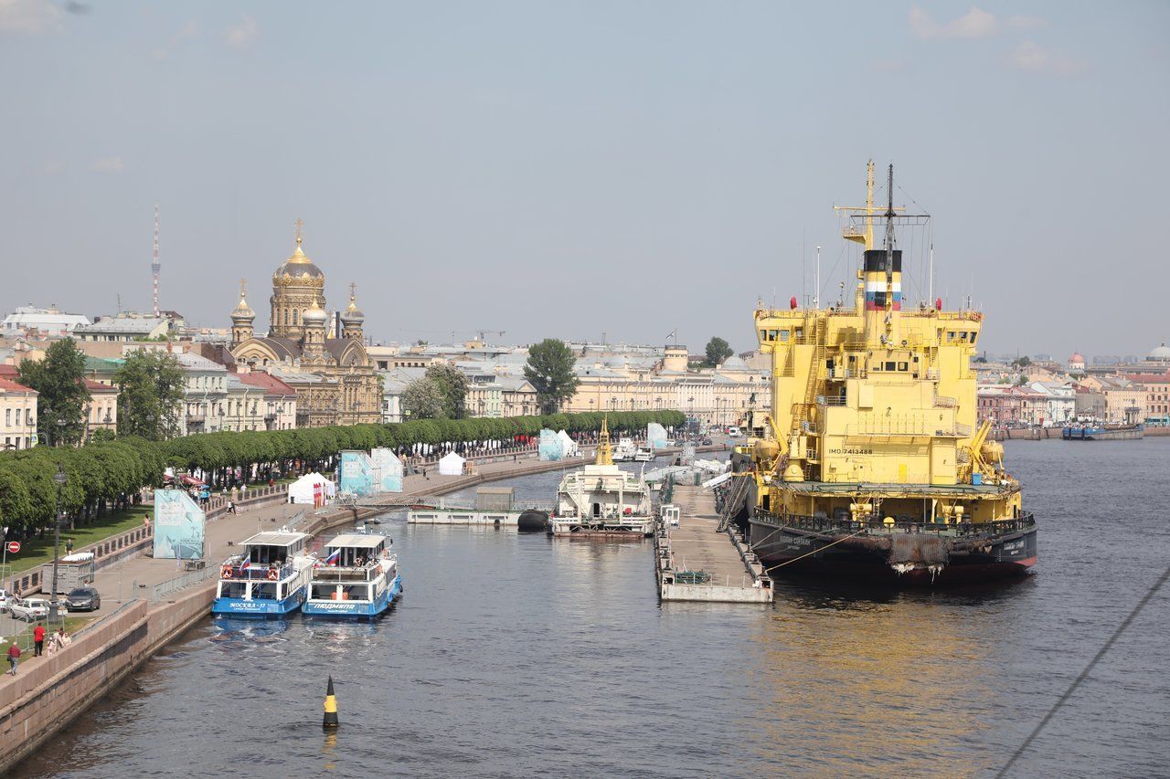 День морской столицы: в Петербурге начался Фестиваль ледоколов