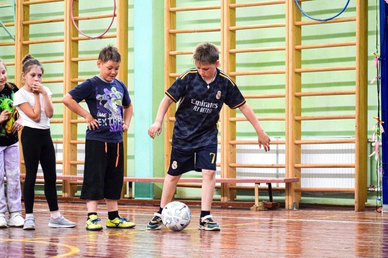 В Петербурге активно развивается проект «Футбол в школе»