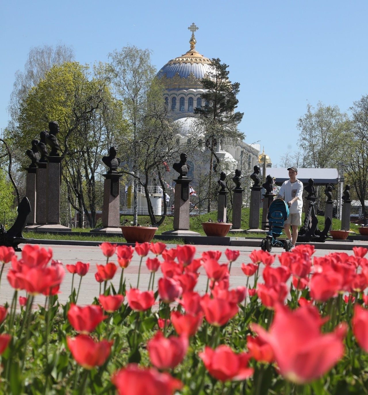 Кронштадт в течение двух дней будет отмечать День семьи, любви и верности |  07.07.2024 | Санкт-Петербург - БезФормата