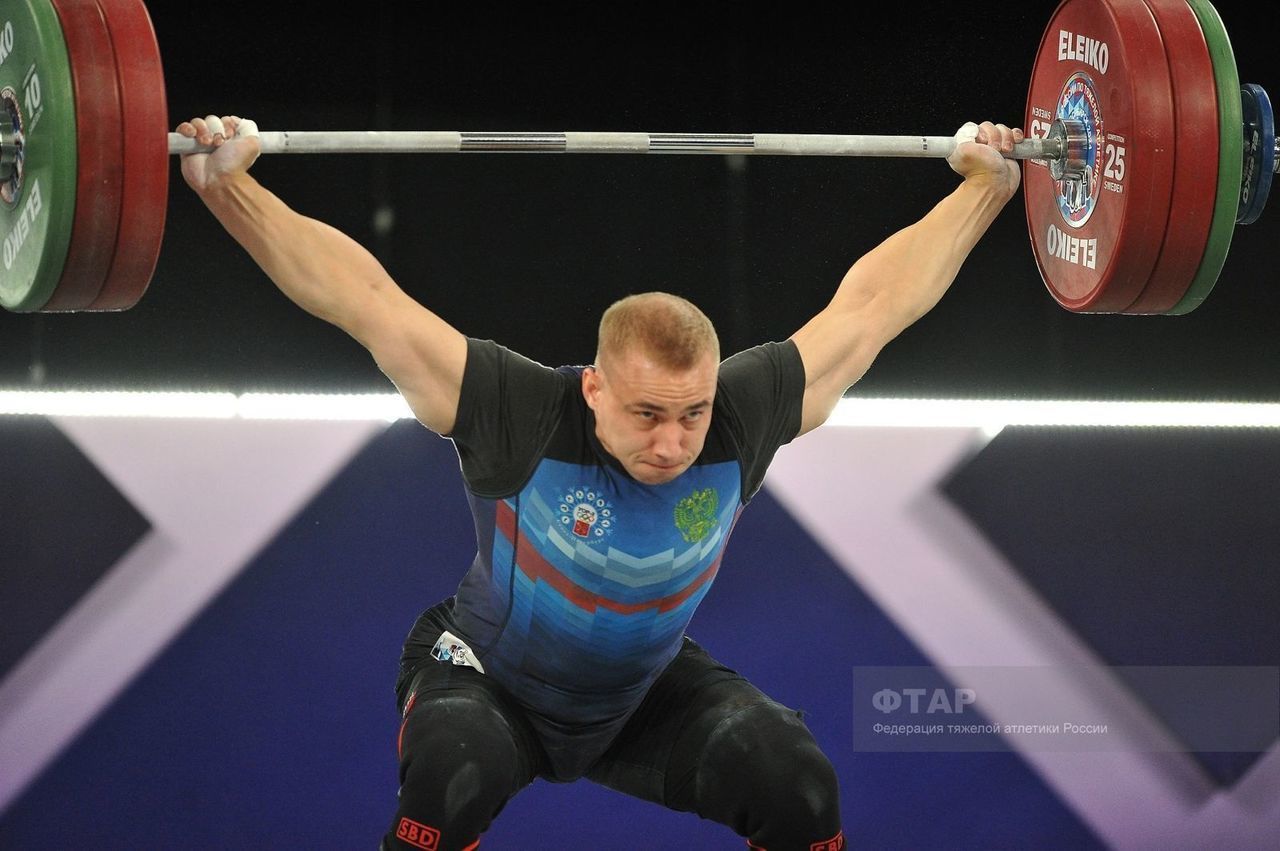 Петербургские спортcмены успешно выступили на чемпионате России по тяжелой атлетике